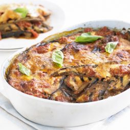 Recept Melanzane alla Parmegiana met aubergines, knoflook, tomaten, pamezaanze kaas van Italian Residence vakantiehuizen italie