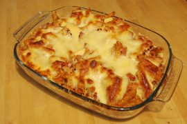 Pasta ovenschotel met spinazie en slavink