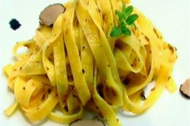 Pasta met verse truffel van de vele smaken van Italian Residence vakantiehuizen italie