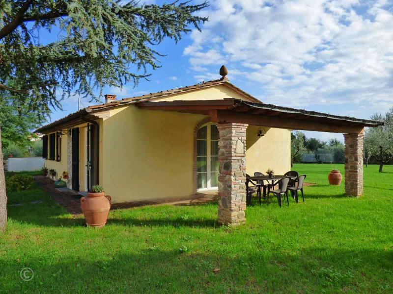 Vakantiehuizen Agriturismo met zwembad Toscane Noord Lucca