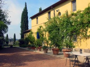 Heerlijke vakantie villa met zwembad dichtbij Pisa en Lucca van Italian Residence