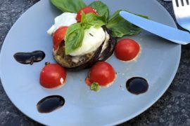 Aubergine Burrata toren Italian Residence